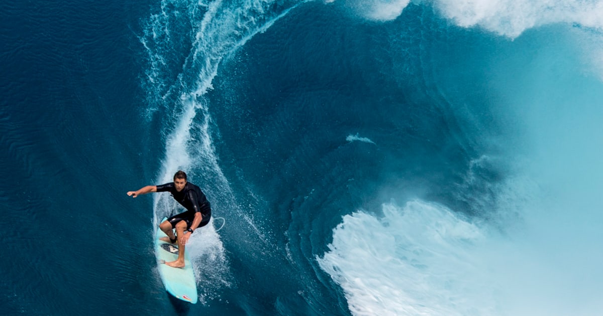 Distance Between Dreams Hawaiian surf pros extra