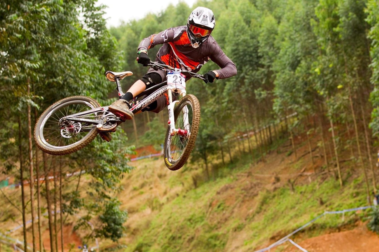 LiveStream UCI MTB World Cup MontSainteAnne