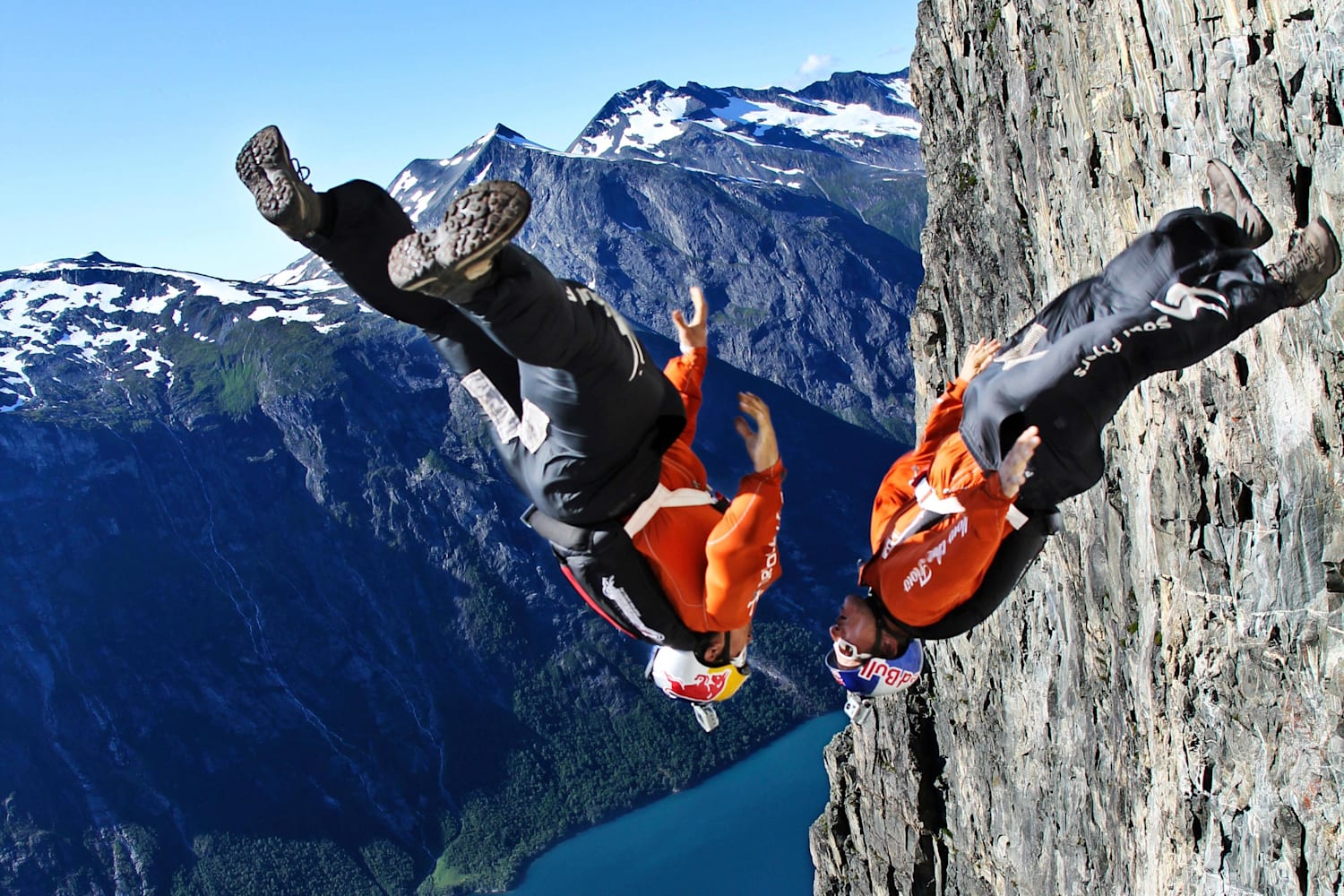 Freefly Base | Soul Flyers freefall from 1,000m