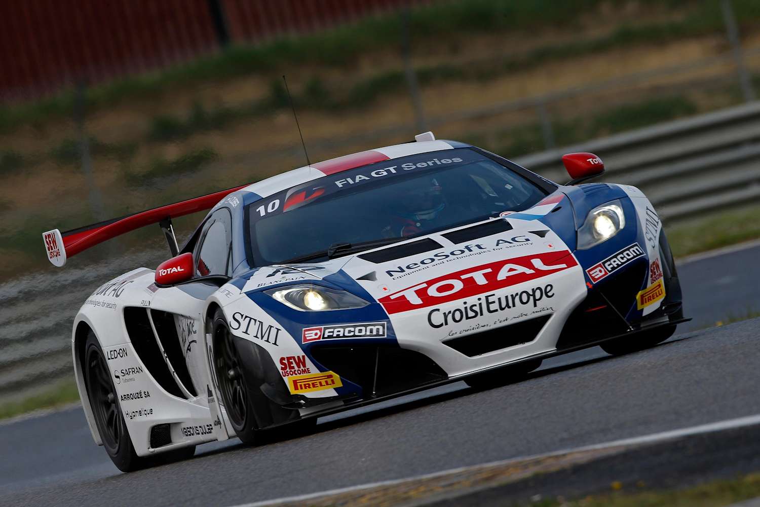 A Spotter's Guide to the FIA GT Series