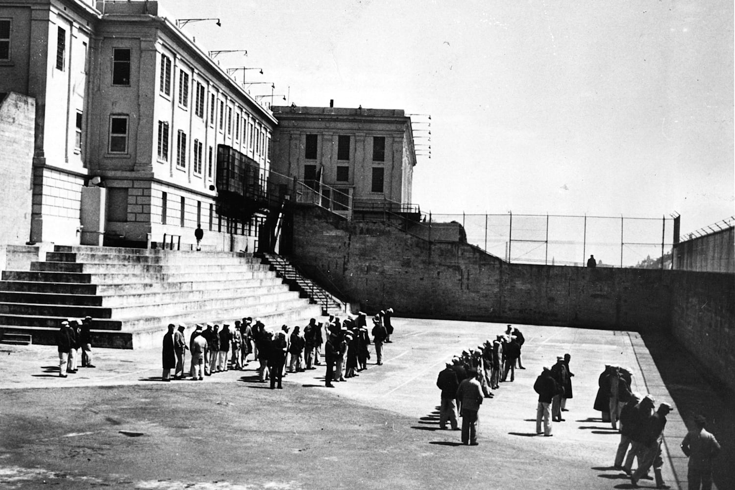 Alcatraz Heute / Zu Besuch Auf Der Gefangnisinsel Alcatraz Urlaubsguru / Хорхе гарсиа, сантьяго кабрера, роберт форстер и др.
