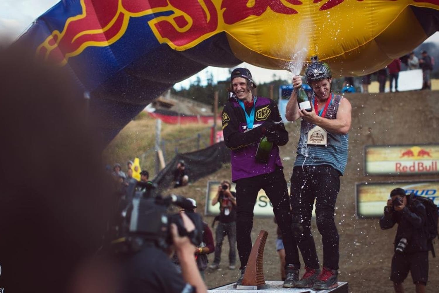 Sam Pilgrim se proclama Campeón del FMB World Tour