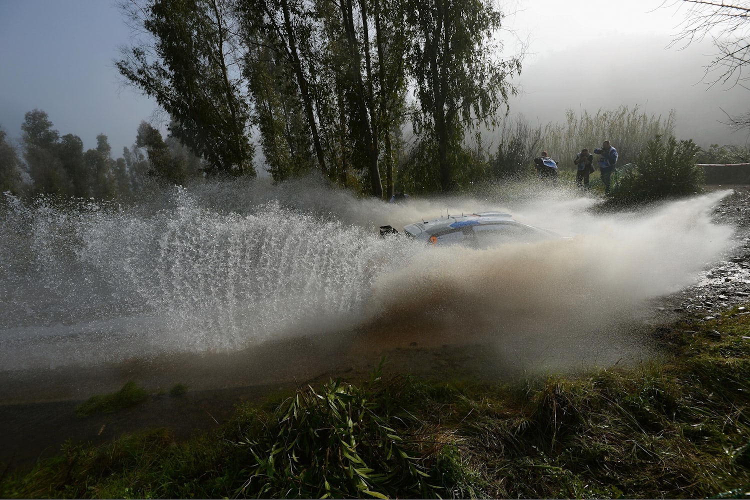 wrc-tech-how-rally-drivers-get-through-water-obstacles