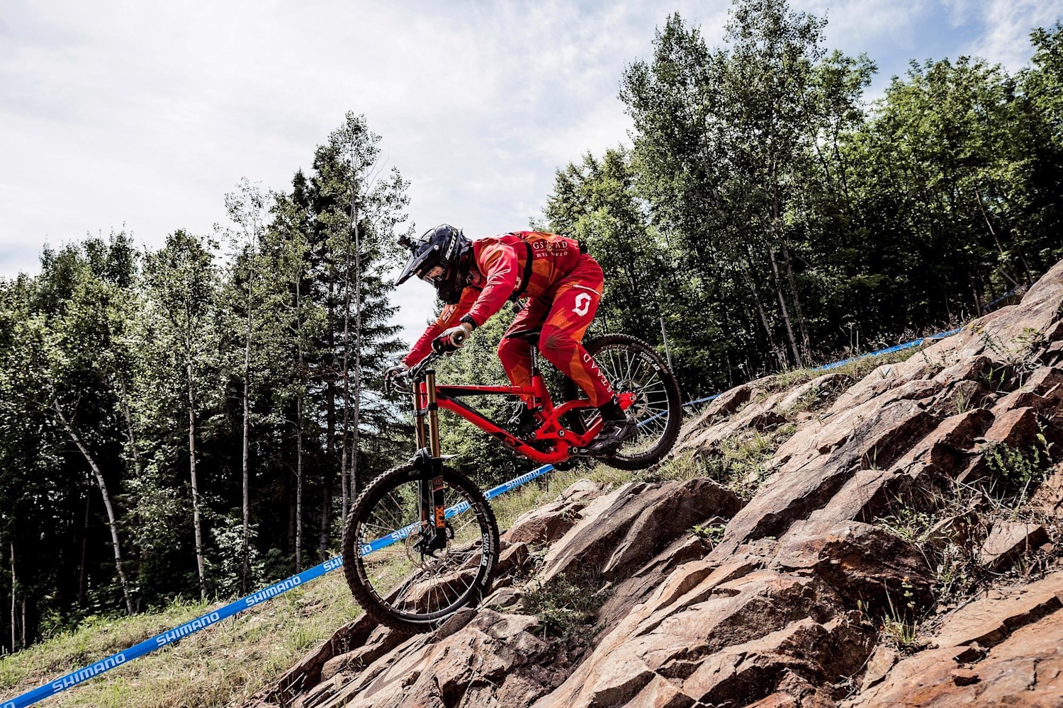 Como é o downhill em Mont Sainte Anne Canadá