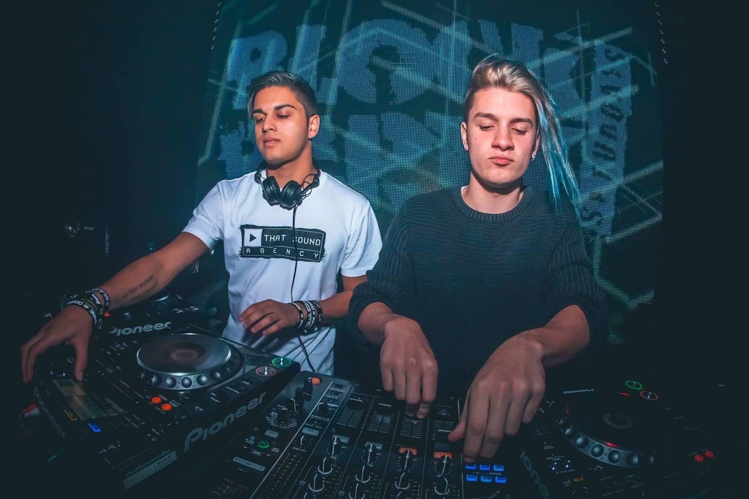 Teddy Cream Interview with the DJs & exclusive mix.