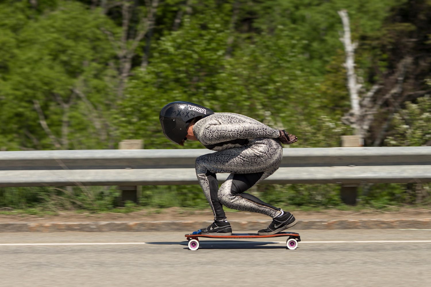 Vidéo record du monde de vitesse en longboard