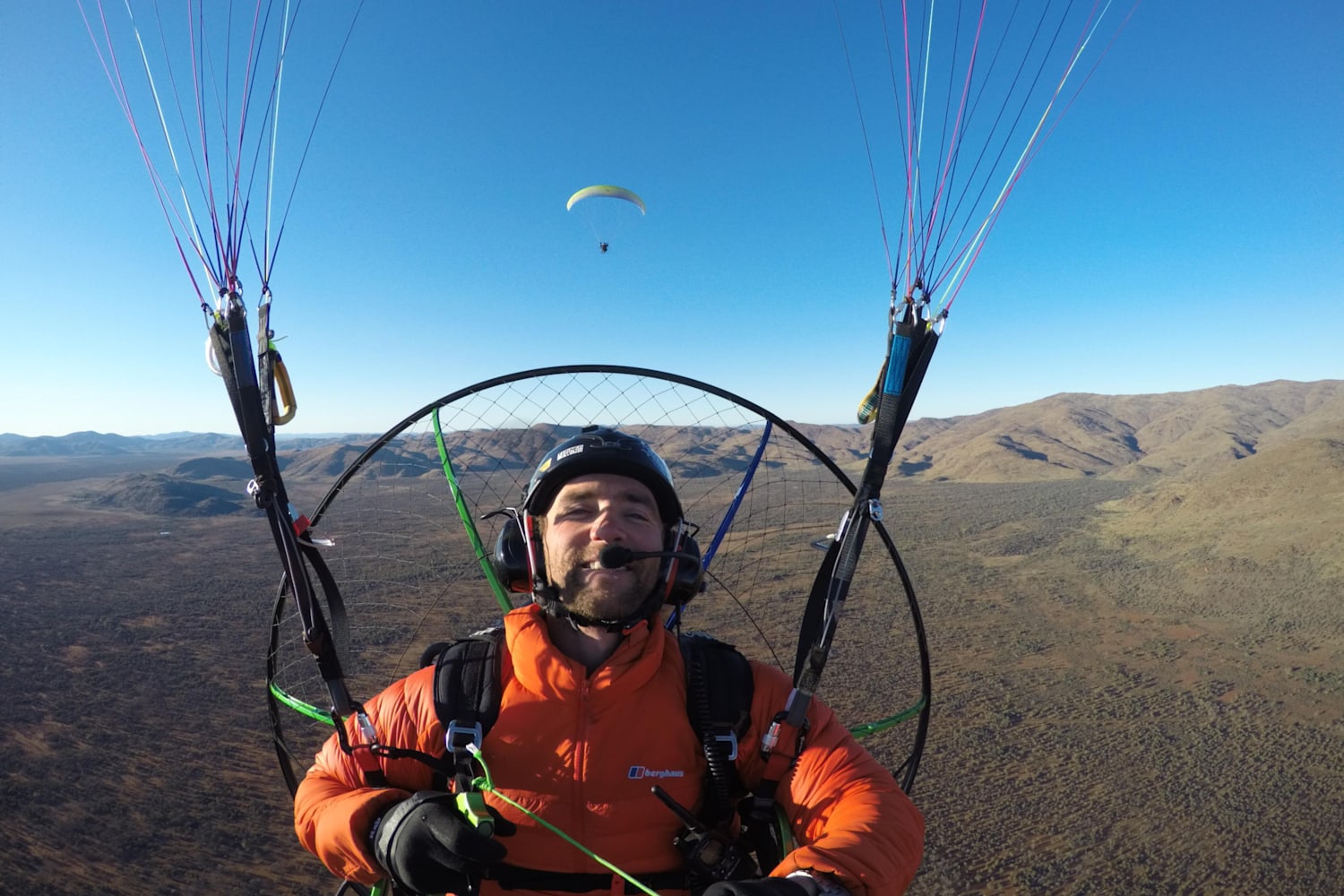 Turner Twins Amazing video of paramotor expedition