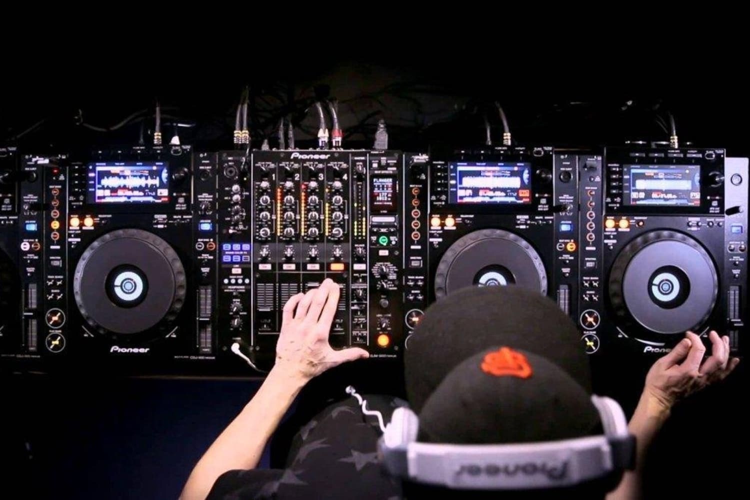 7 remixes que podrían superar a su original