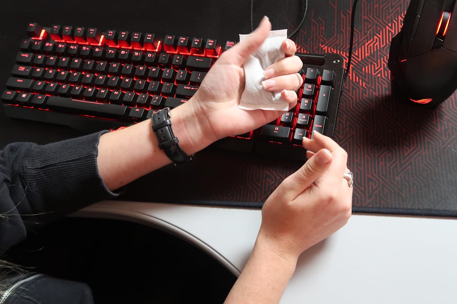 Computer Keyboard Hand Warmer / This Personal Hand Warmer Is A Great