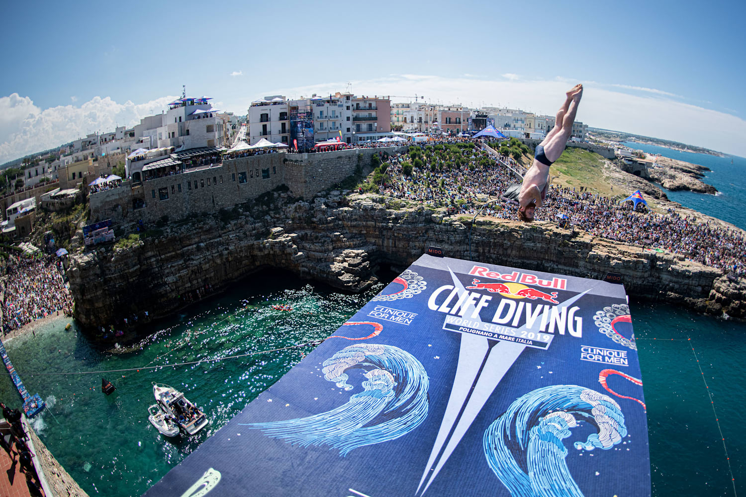 pr-t-pour-la-saison-2021-du-red-bull-cliff-diving