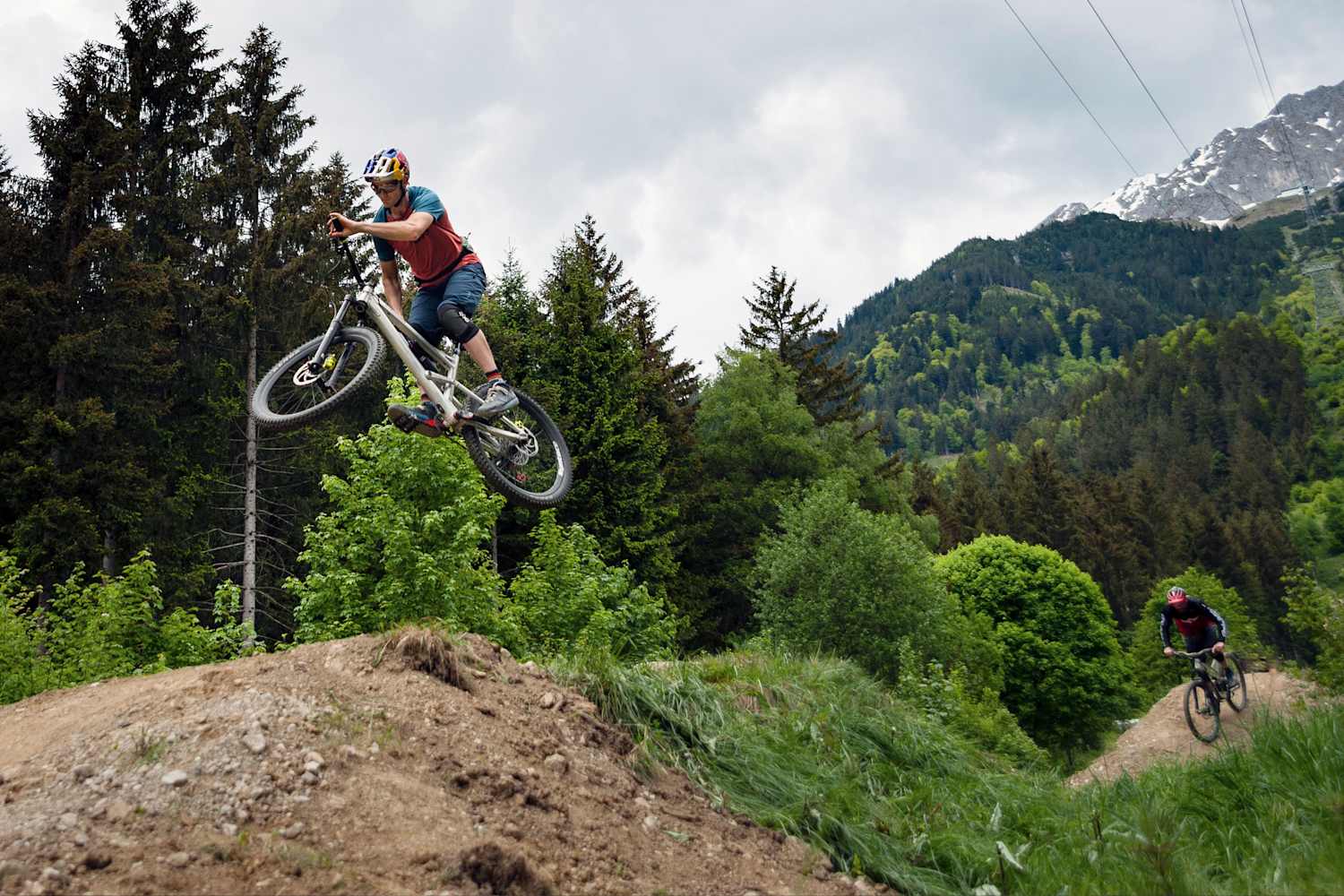 How to MTB S2 E1 How to jump video