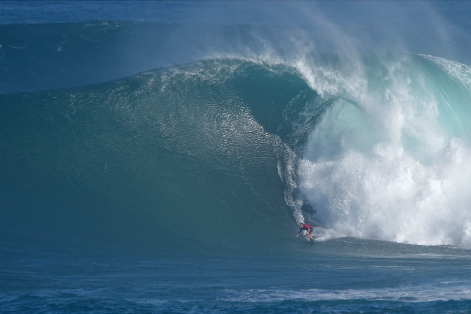 Pipe Pro AufwärmWellen SurfHöhepunkteVideo