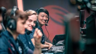 From Permaban To Lec How Mystiques Became A Lol Pro