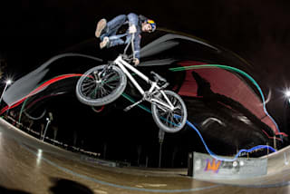Red Bull Atleti Arif Gul Bmx