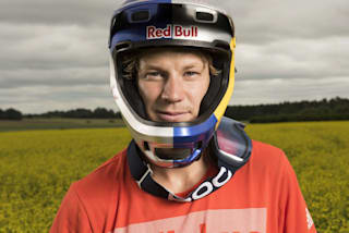 red bull dh helmet