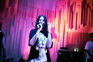 釈迦坊主インタビュー 言語はあくまで音でしかない レッドブルがキュレートするマイクリレー Rasen