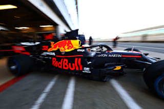 F1賽季aston Martin Red Bull 賽車車隊新車亮相