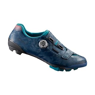 best gravel riding shoes