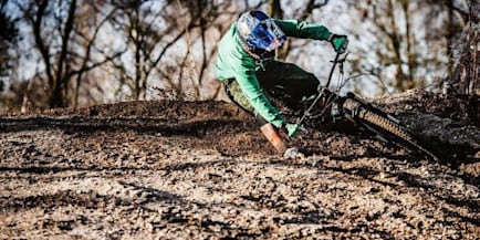 冬のmtbライドに欠かせない高機能ウェア アイテム Bike