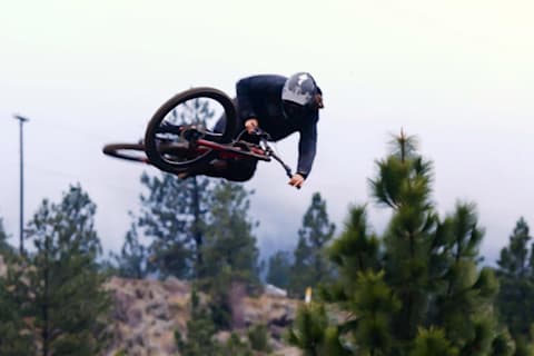 tabletop mtb jump