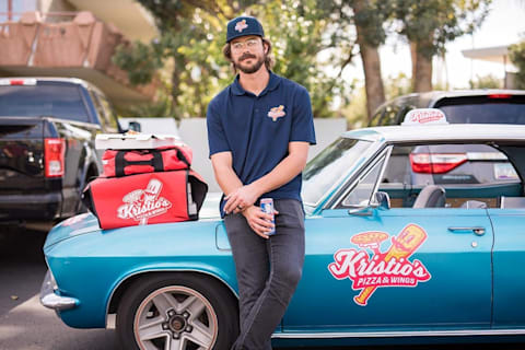 Kris Bryant Pranks Fantasy Players As The Pizza Man
