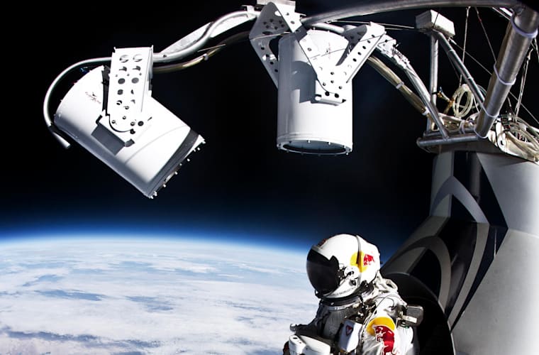 Felix Baumgartner S Space Jump Rare 10 Minute Footage