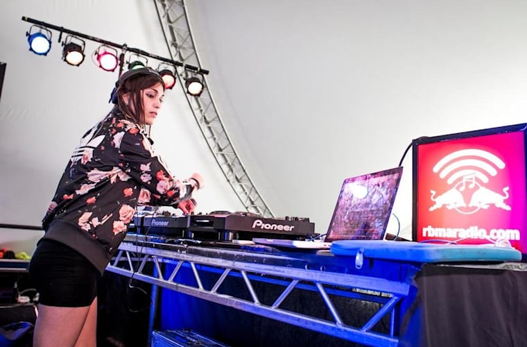 yeni baslayanlar icin en iyi dj ekipmanlari