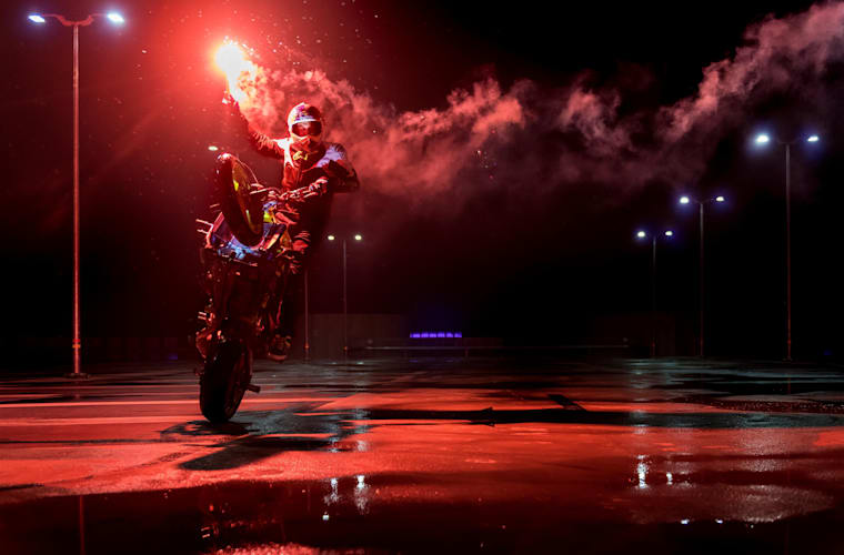 Motorbike Rider Arunas Gibieza Drifting On Snow Video Stunt rider aras gibieza reveals what the sport means to him, his training, the crowd cheer we get a bad name from those who do this unprofessionally, aras, who trains for about five hours a day aras was first gifted a bike by his grandfather when he was about 10. red bull