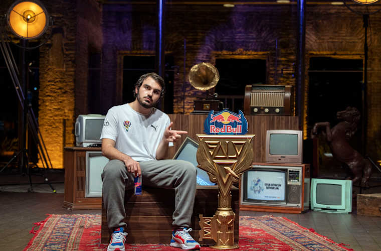 Red Bull Campus Clutch Ta Final Zamani