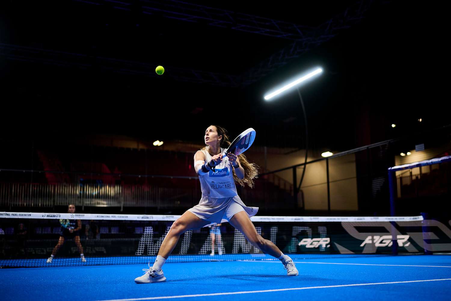 Gemma Triay playing during a 2026 Premier Padel match
