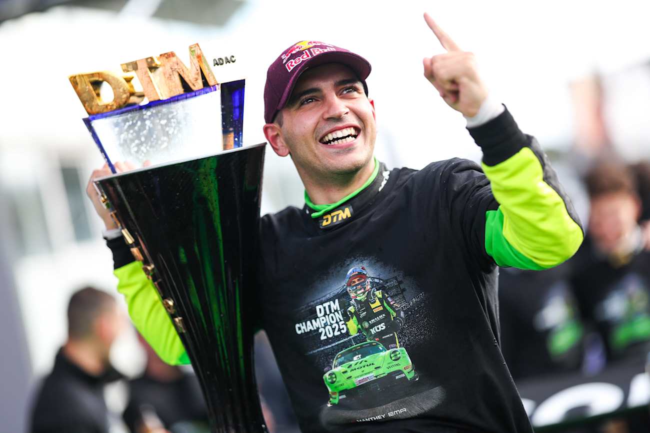 Ayhancan Güven krönt sich zum DTM-Champion 2025.