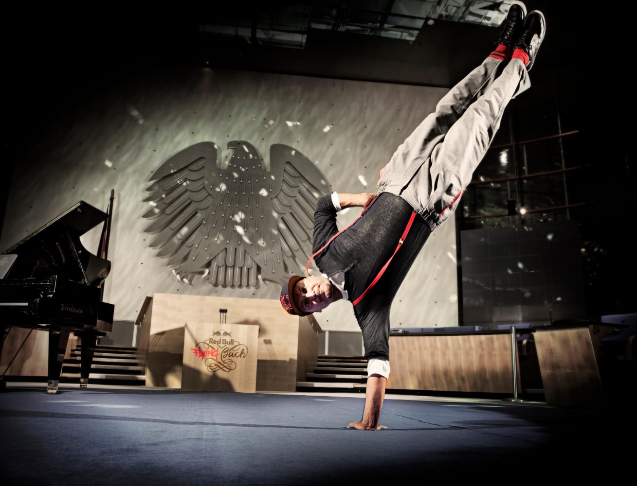 Pris grænseflade avis Red Bull Flying Bach: Modern Dance | Video