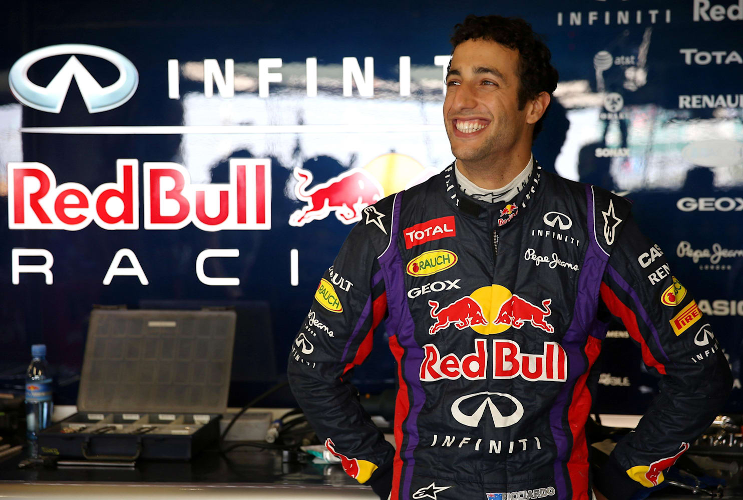 Red Bull to “evaluate” Daniel Ricciardo at Silverstone test