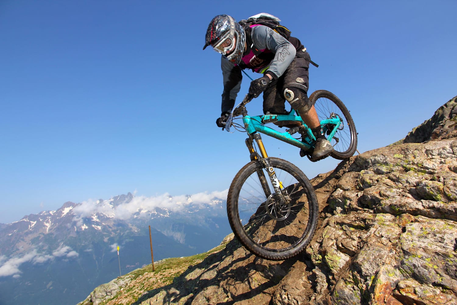 Megavalanche race top
