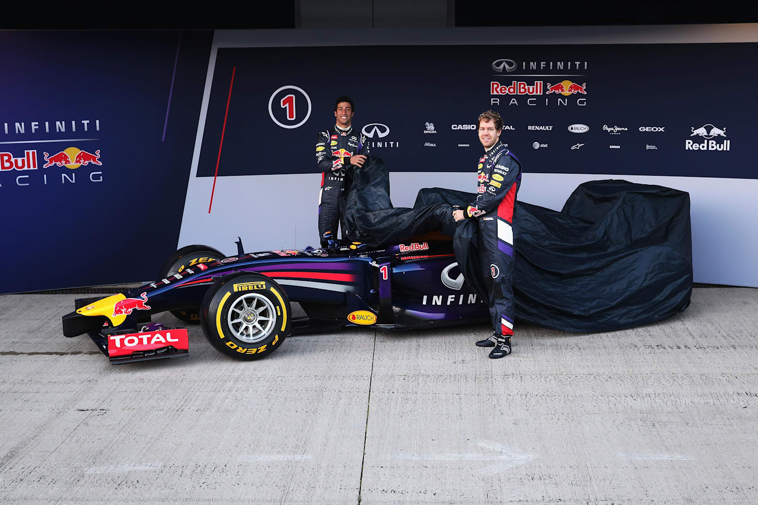 F1：Red Bull Racingが RB10を発表