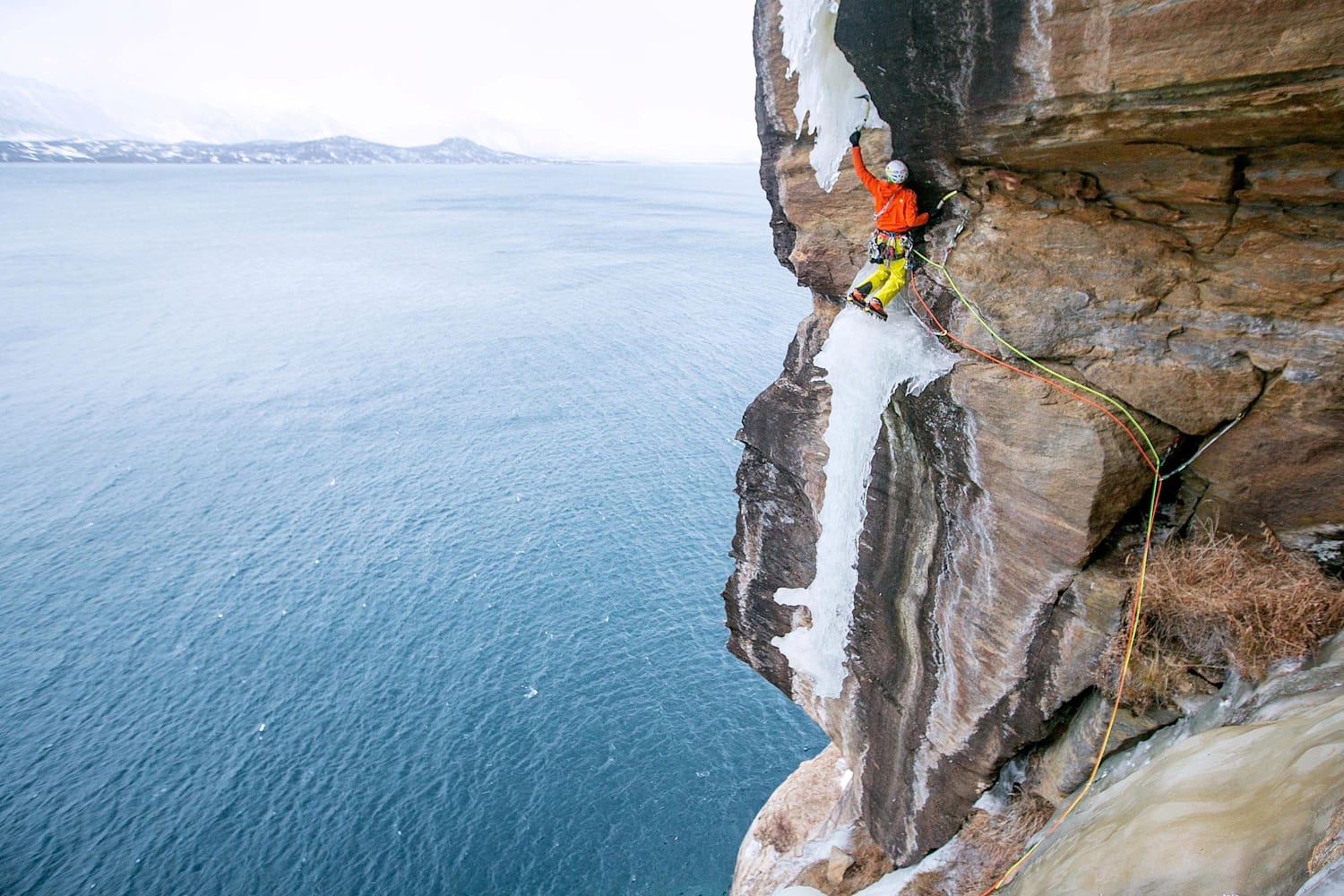 危険な氷の世界