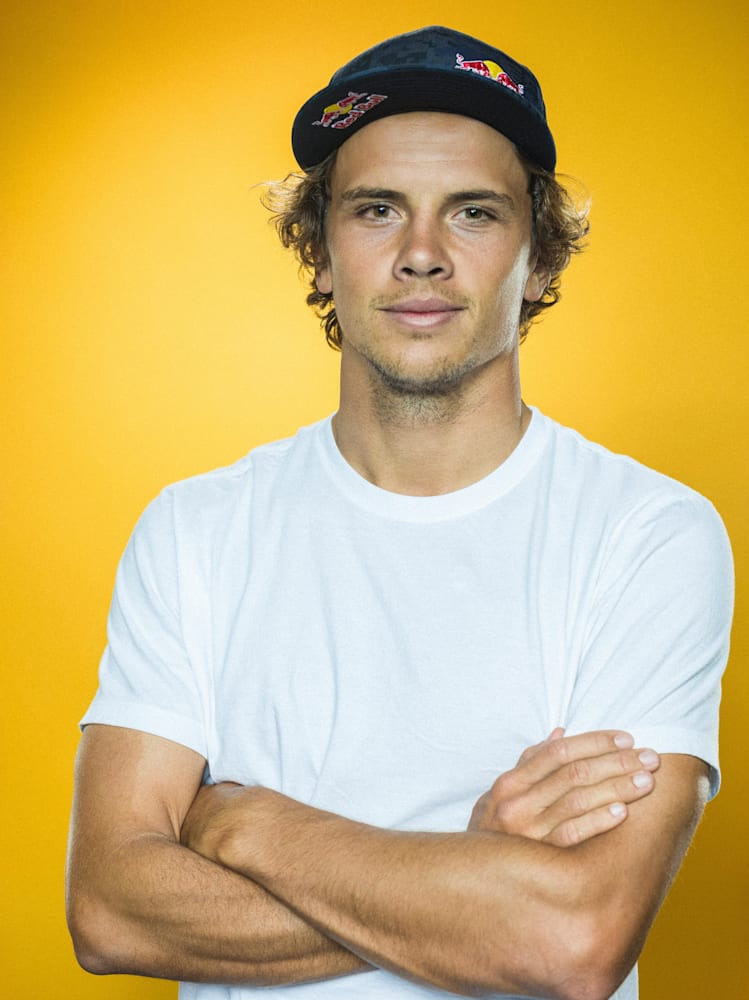 Julian Wilson Surfing Red Bull Athlete Page