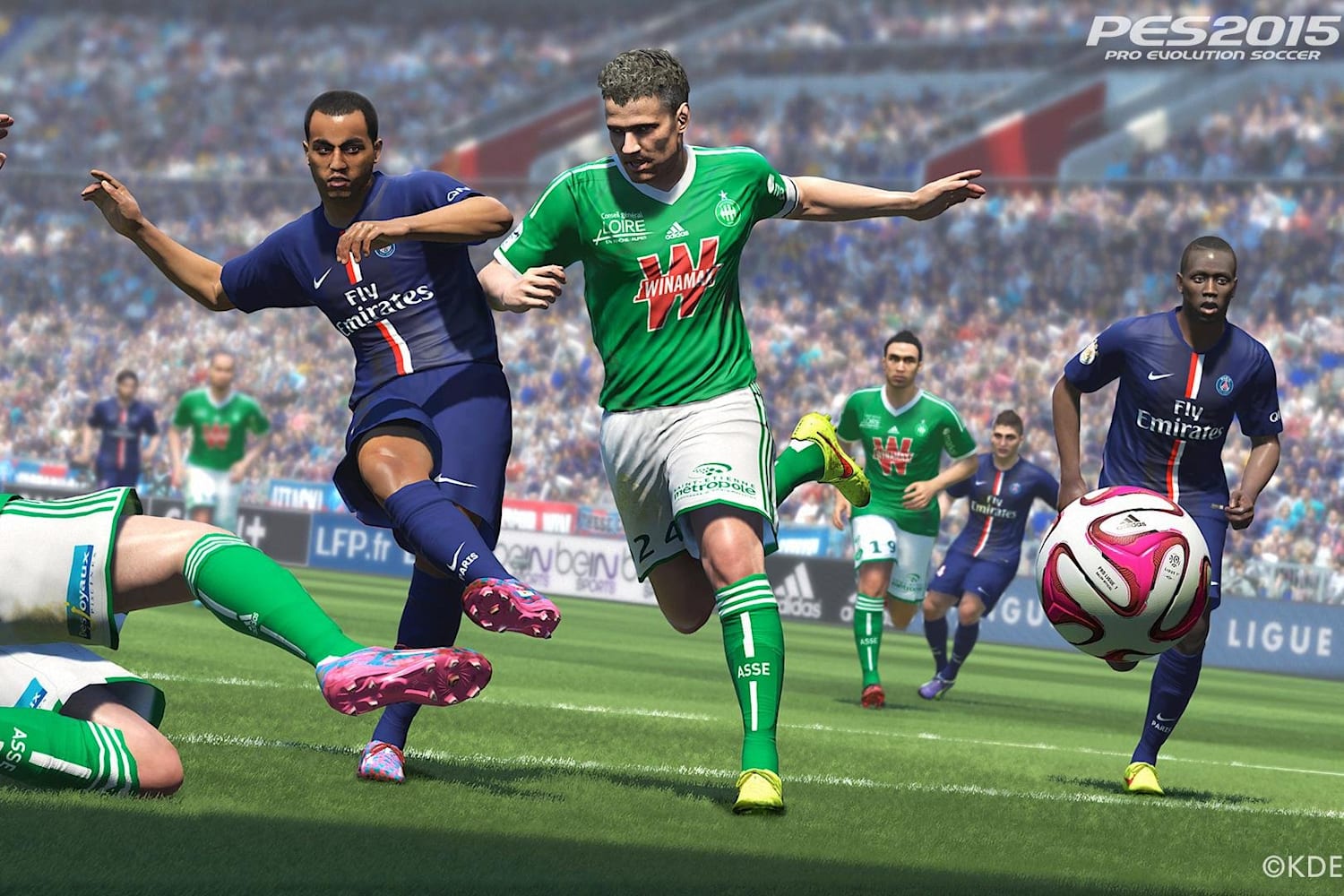  Pro Evolution Soccer (PES)