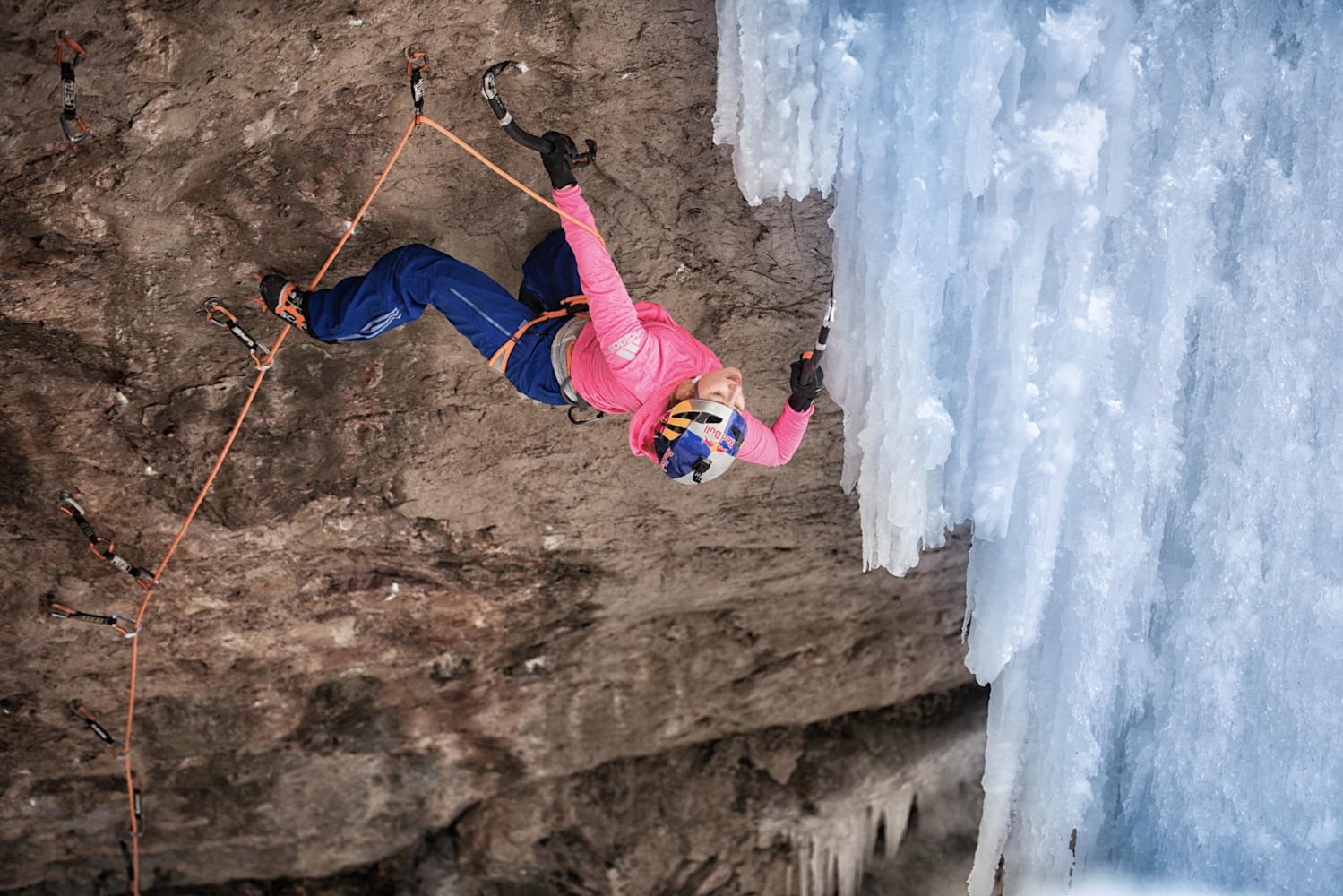 Sasha DiGiulian iceclimbing