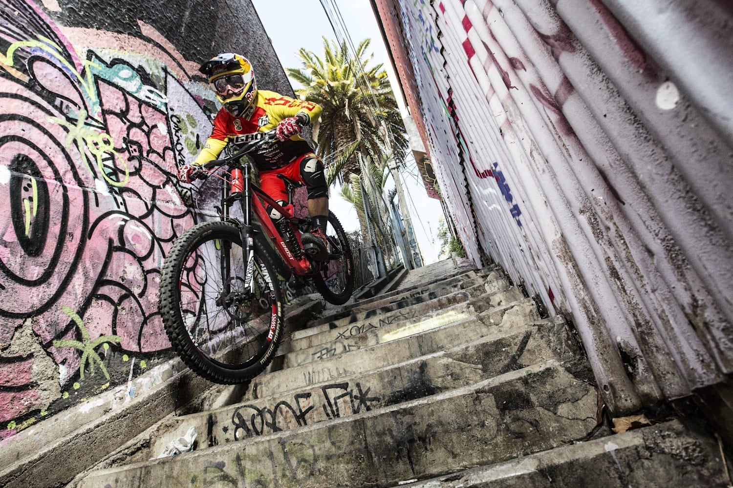 Vtt dh urbain clearance