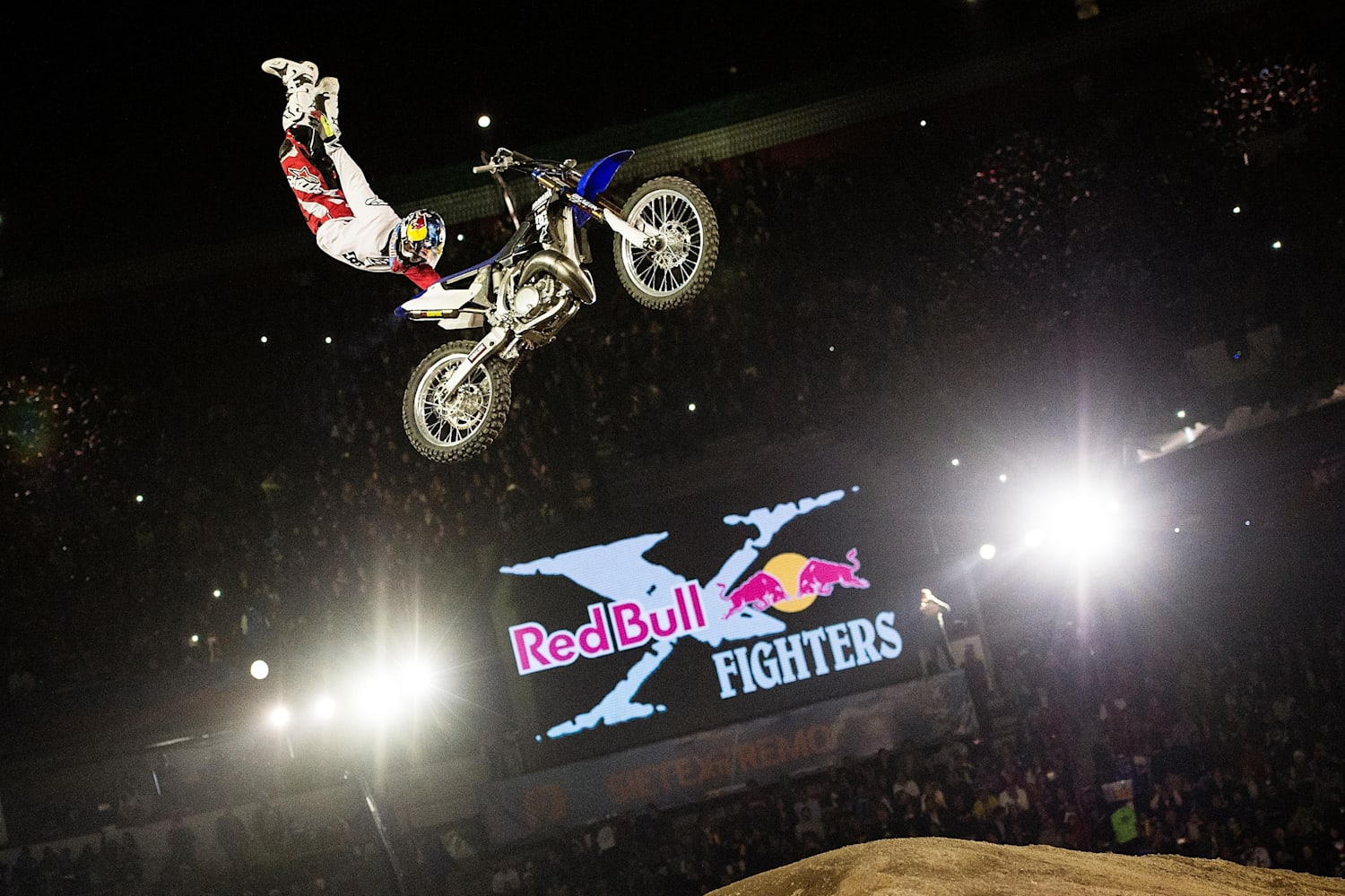 Лучшие заезды Red Bull X-Fighters