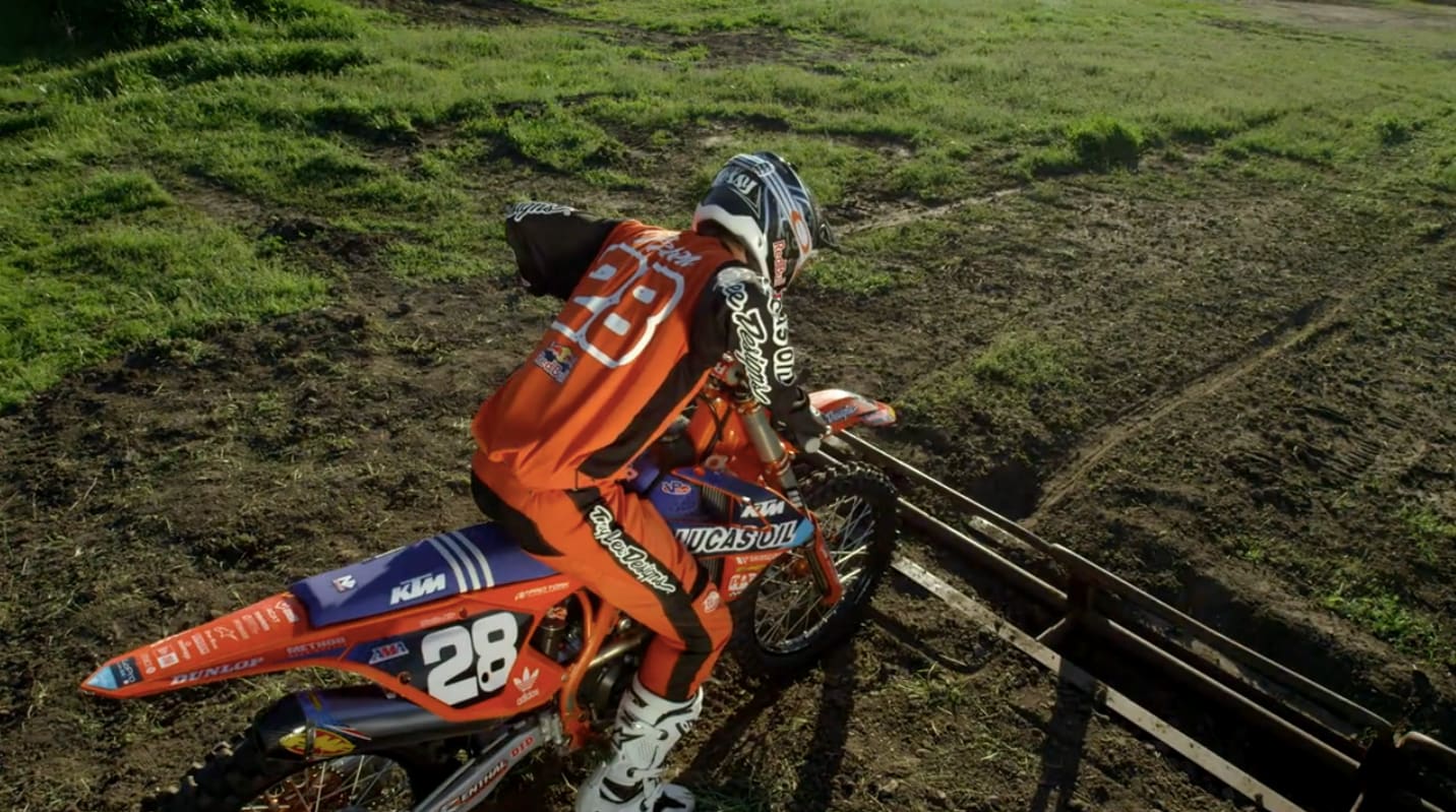 Moto holeshot 2025