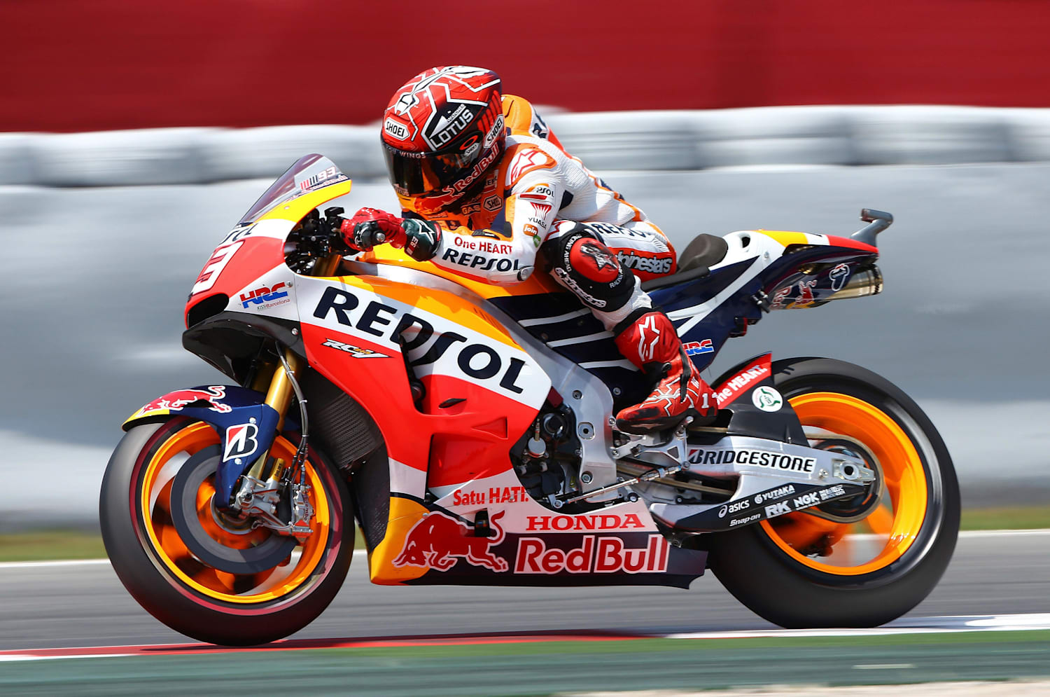Ride a hot lap with Marc Márquez: MotoGP On Board Video