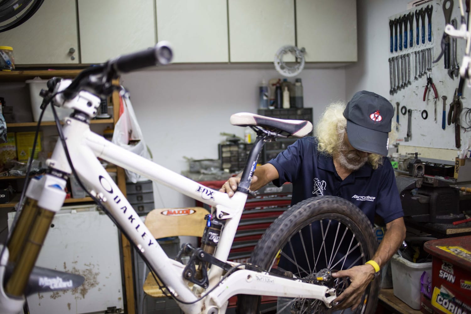 Bike maintenance A professional s guide to servicing