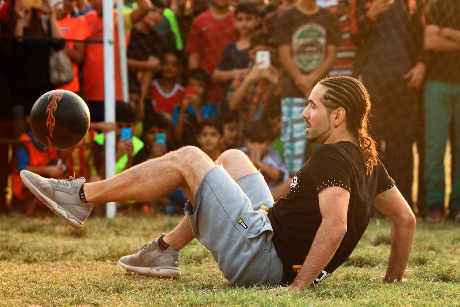 Sean Garnier Action Clip