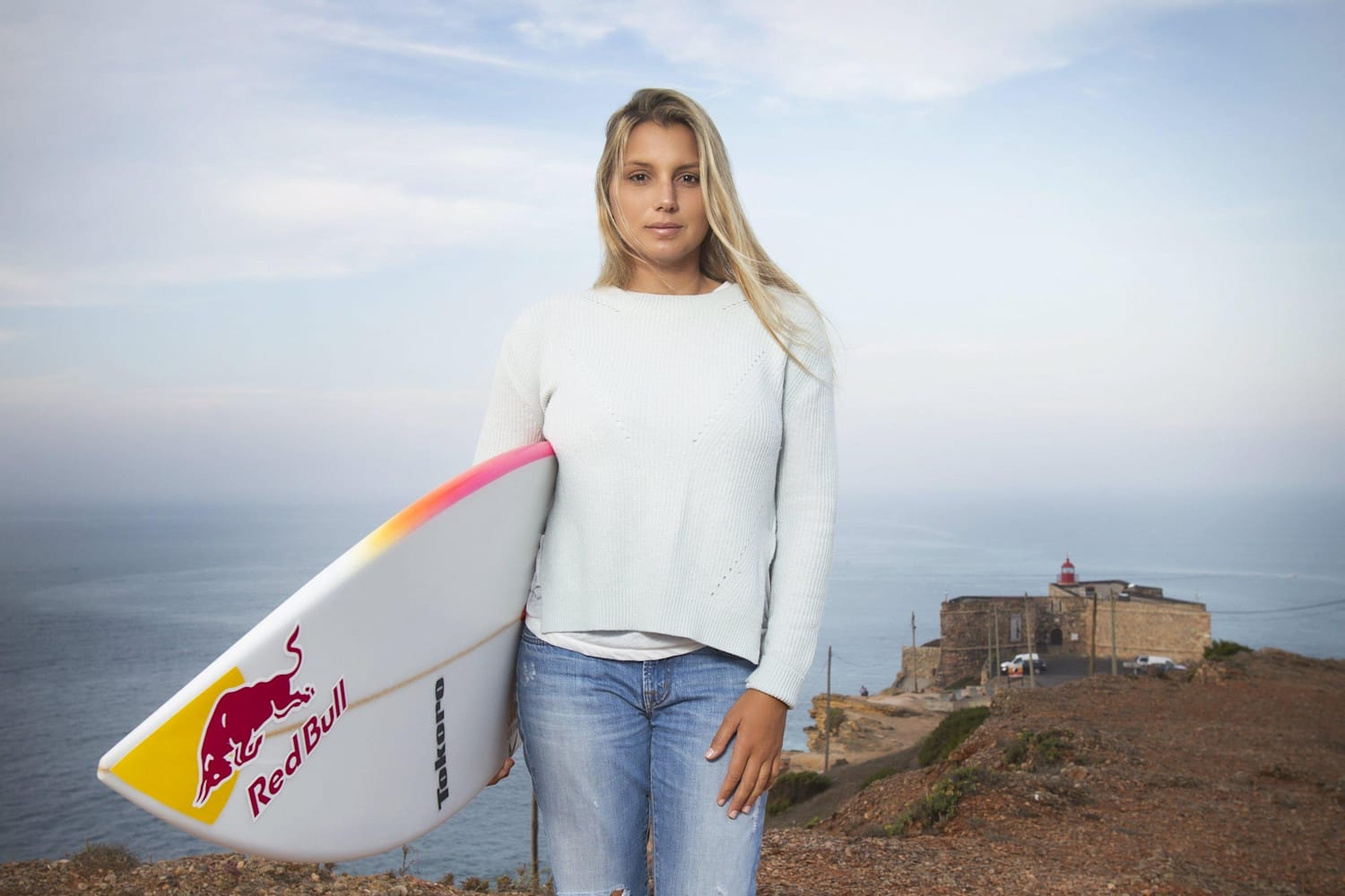 Maya gabeira shop red bull