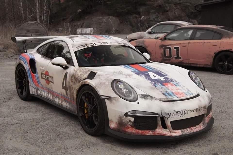 Porsche 911 Gt3 Rs Distressed Martini Wrap Red Bull