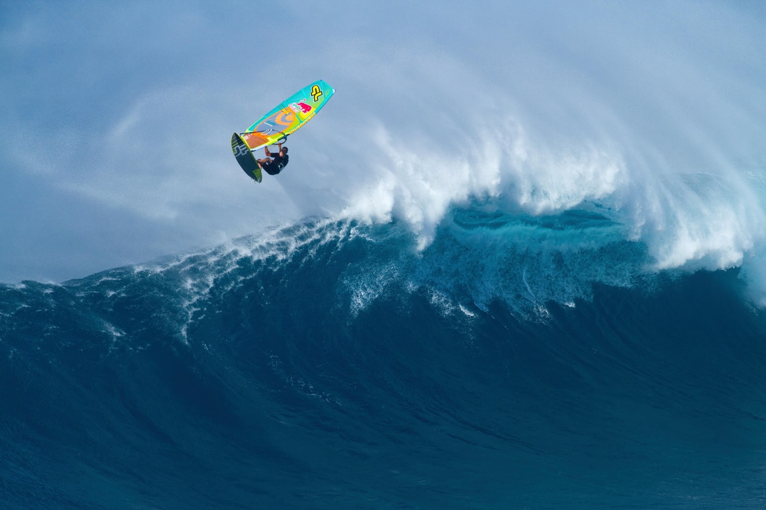 Jason Polakow se enfrenta a Jaws, la ola de Maui