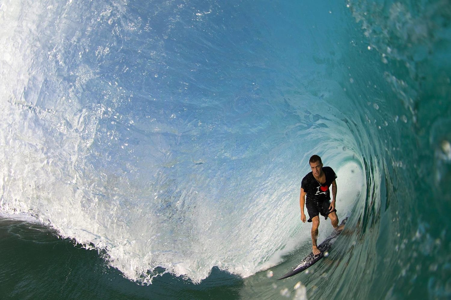 プエルトリコのハリケーン スウェル Surf