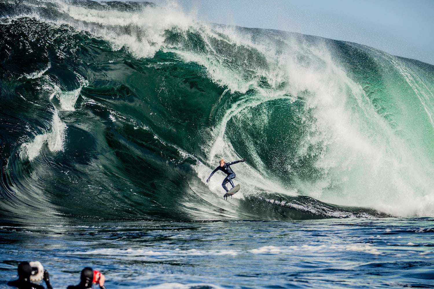 Hurricane-generated swell draws big wave surfers to Portugal's Nazare